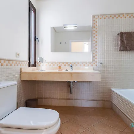 Dom wakacyjny Rosa Blanca *